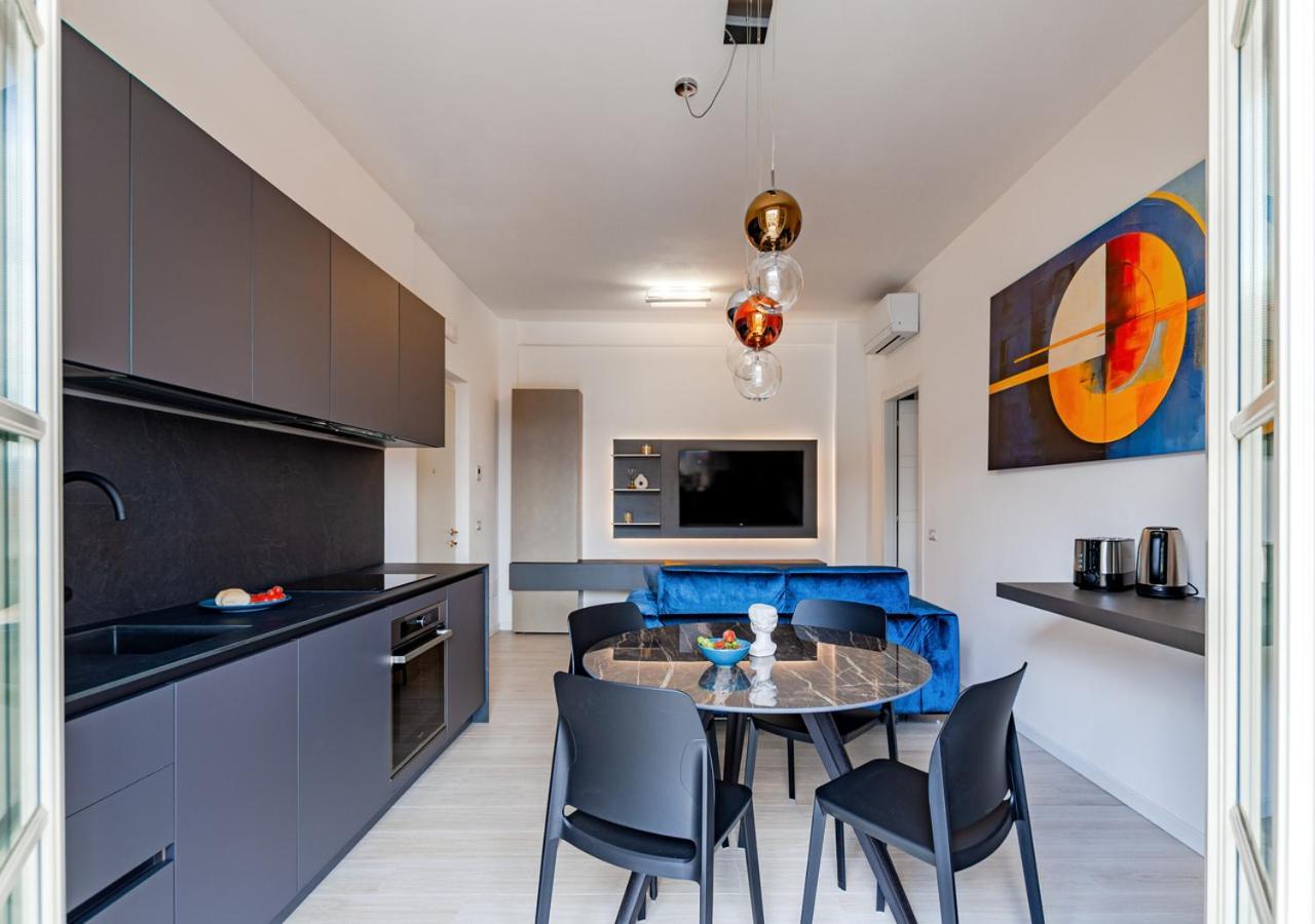 Tower View Luxury Apartment On The River بيزا المظهر الخارجي الصورة